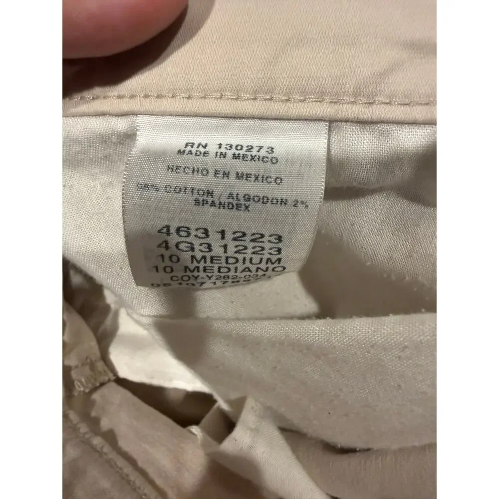 Lee Women's Parchment All Day Relaxed Fit Straight Leg Khaki Pants Size 10
